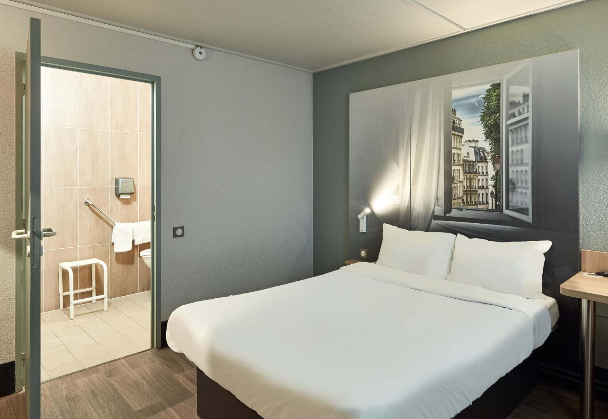 B&B Hotel Orgeval Dış mekan fotoğraf