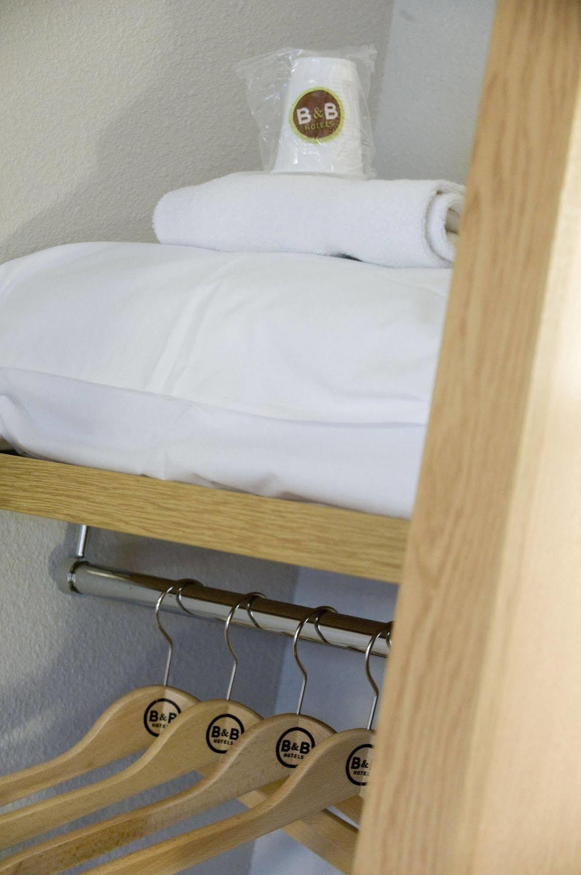 B&B Hotel Orgeval Dış mekan fotoğraf